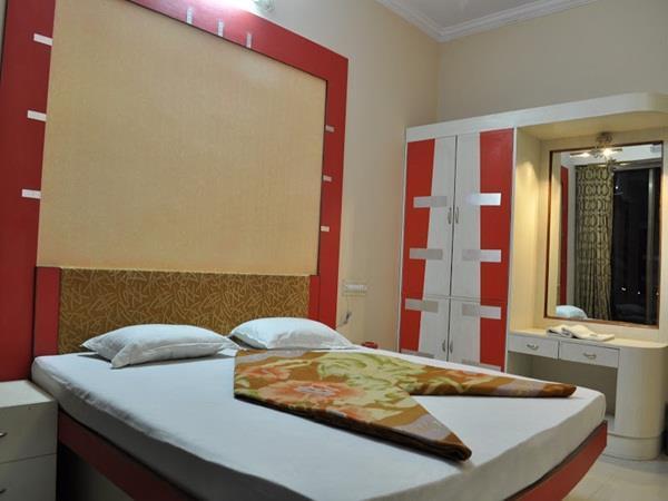 Hotel Relax Inn Diu Luaran gambar
